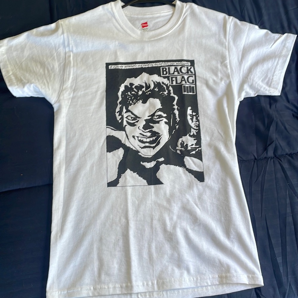 Black flag band tee